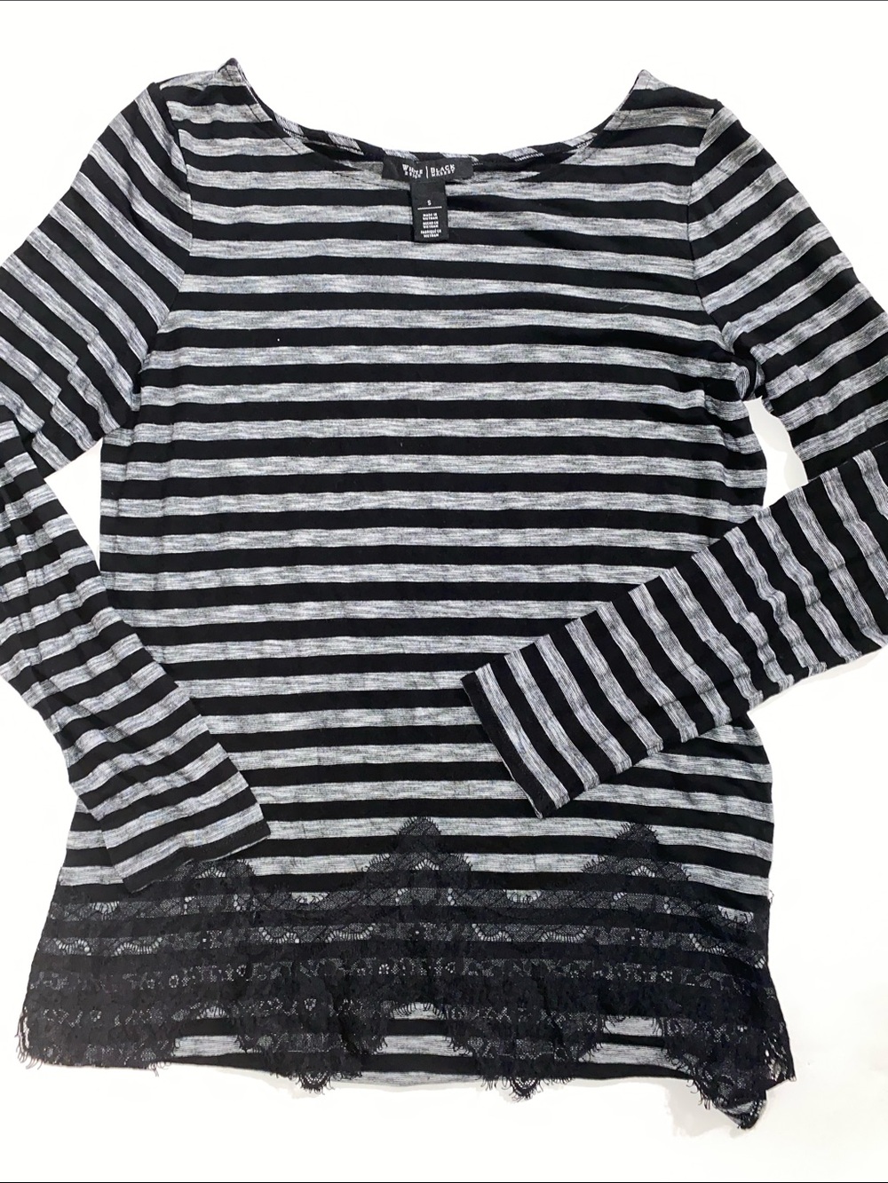 White House Black Market Black & Gray Striped Lace-Hem Long Sleeve Tee